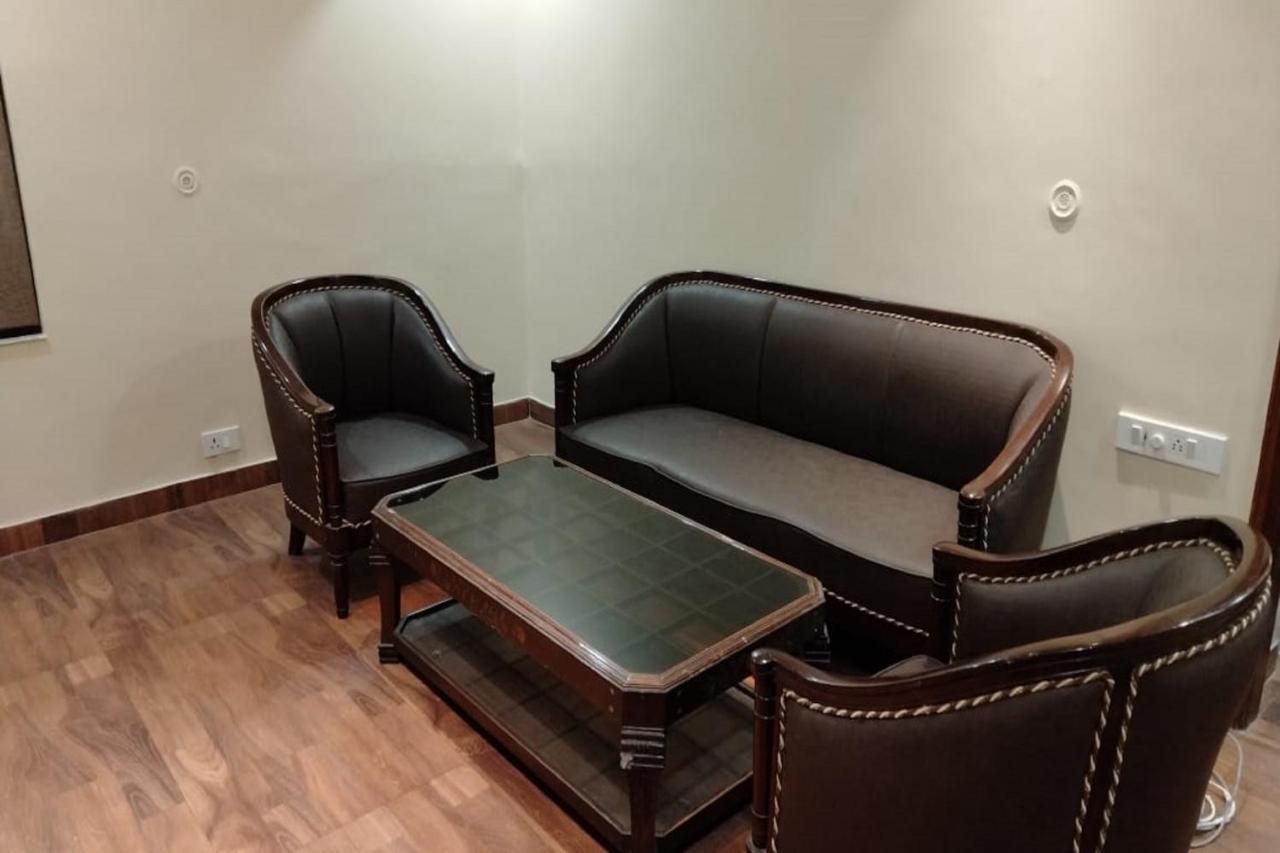 Hotel Park Regency Gorakhpur Kültér fotó