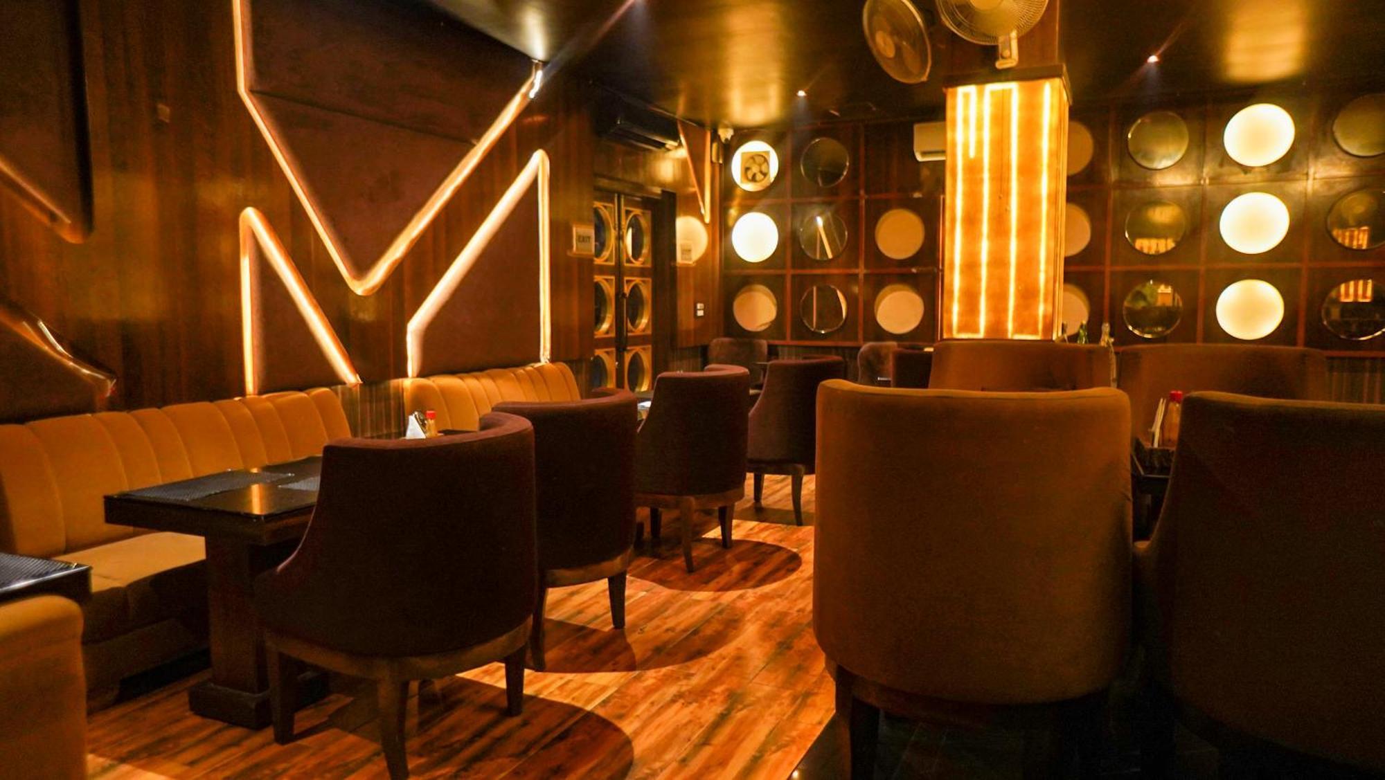 Hotel Park Regency Gorakhpur Kültér fotó