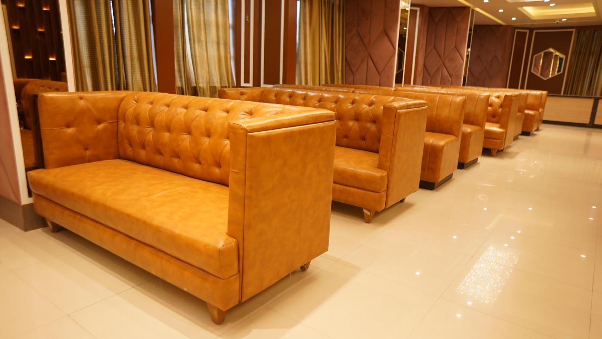 Hotel Park Regency Gorakhpur Kültér fotó